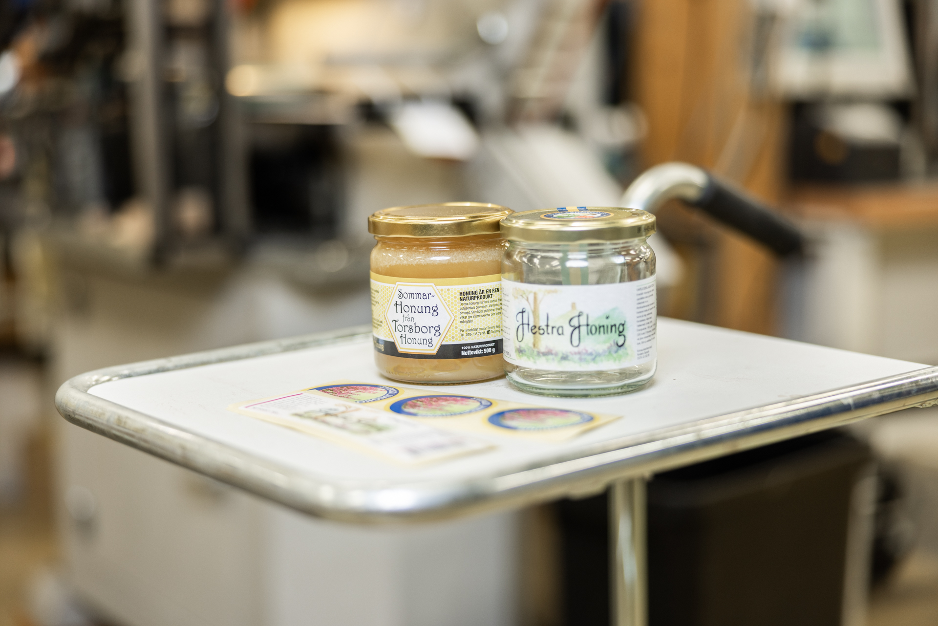 Förpackningsetiketter på glasburk